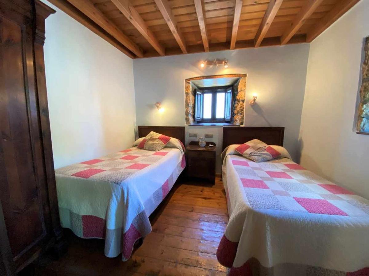Casa Rural El Bohio Arriondas Exterior photo
