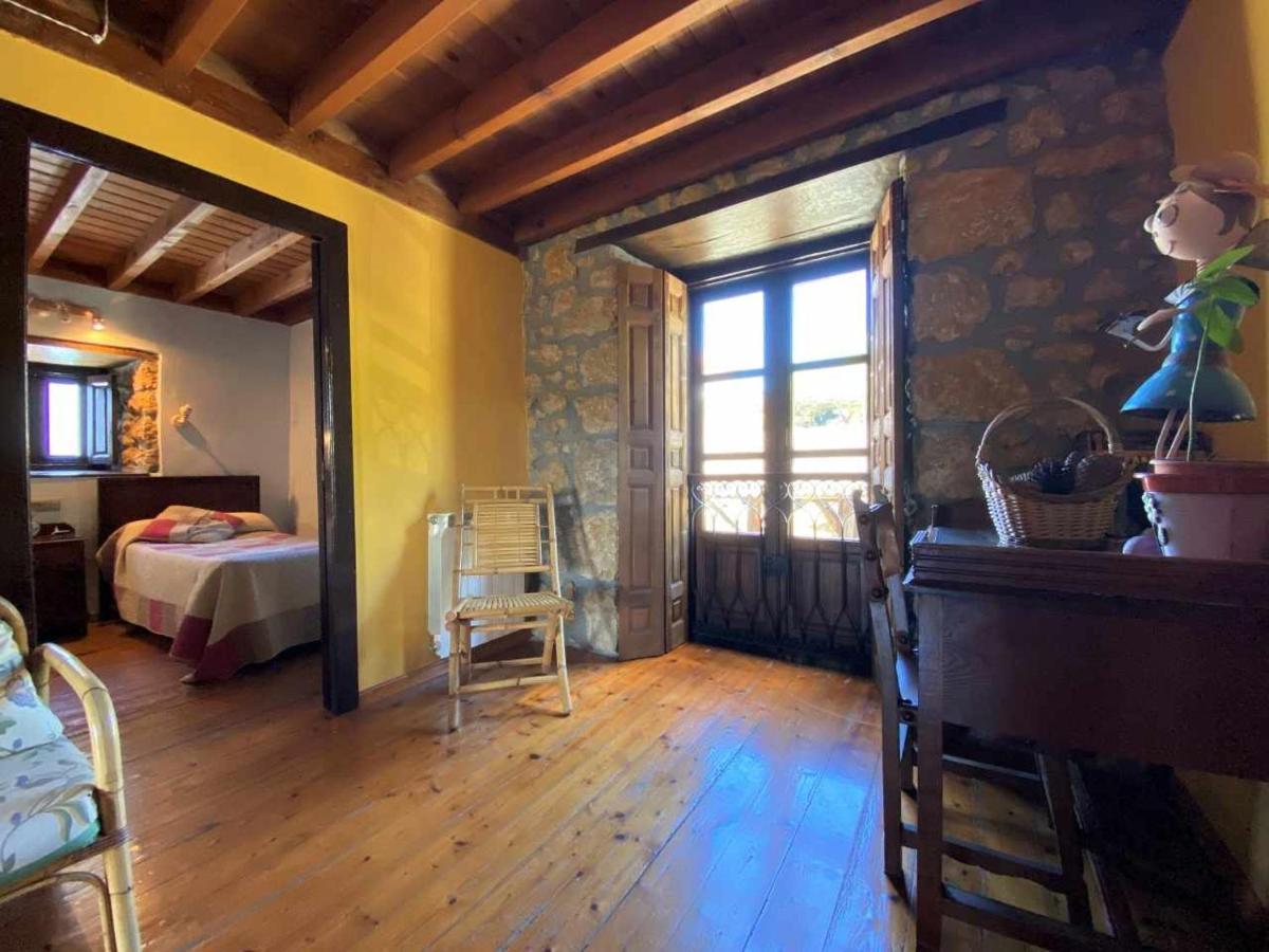 Casa Rural El Bohio Arriondas Exterior photo