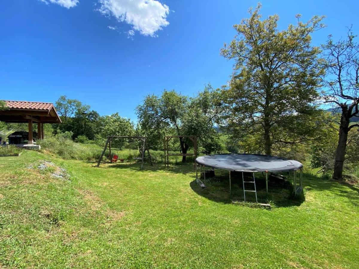 Casa Rural El Bohio Arriondas Exterior photo