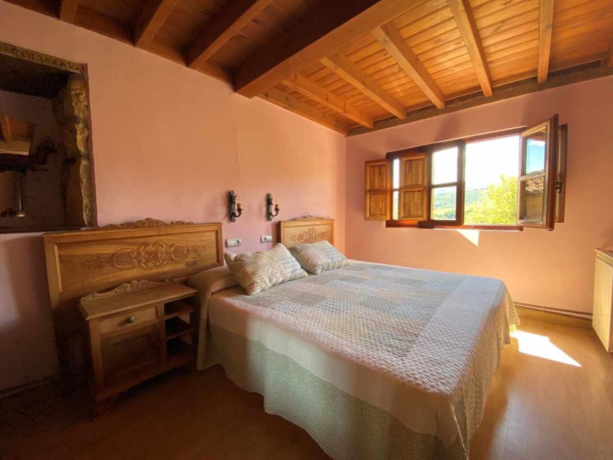Casa Rural El Bohio Arriondas Exterior photo